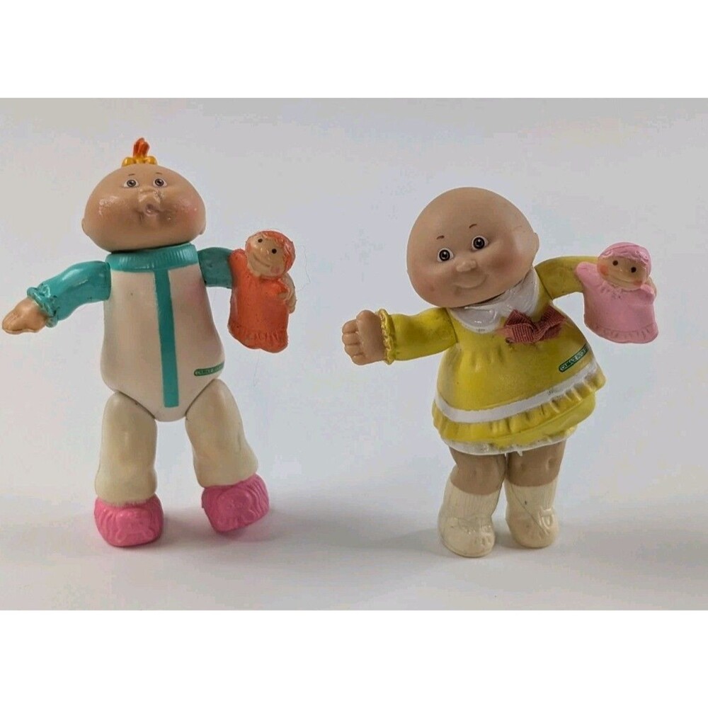 Vintage Cabbage Patch Kids PVC Figures Lot of 2 Baby Dolls w Mini Dolls 1980s